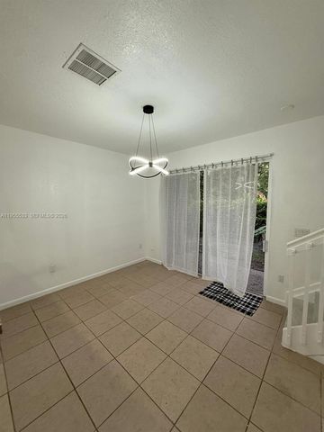 21209 NW 14th Pl 7-20, Miami Gardens, FL 33169