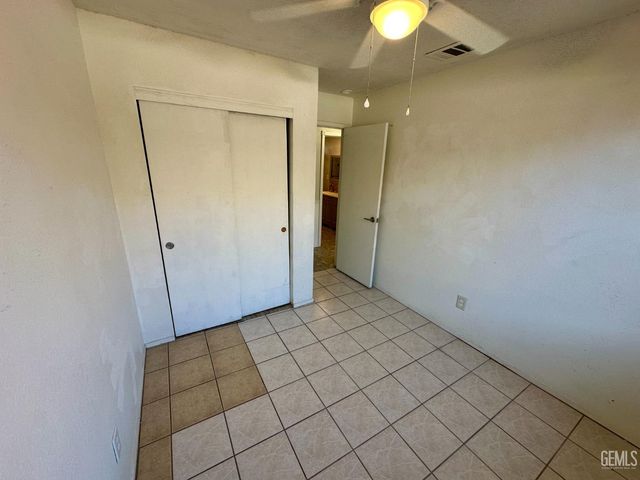 236 Trevino Terrace, Shafter, CA 93263