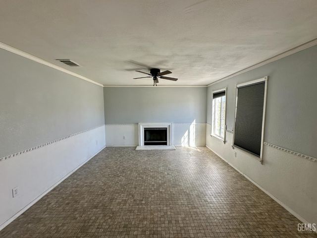 236 Trevino Terrace, Shafter, CA 93263