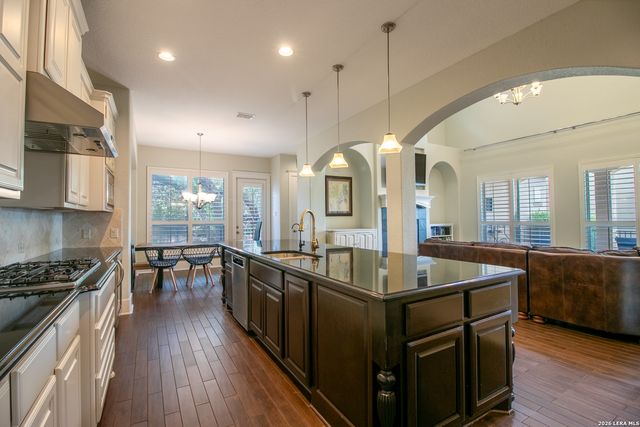 22342 Viajes, San Antonio, TX 78261
