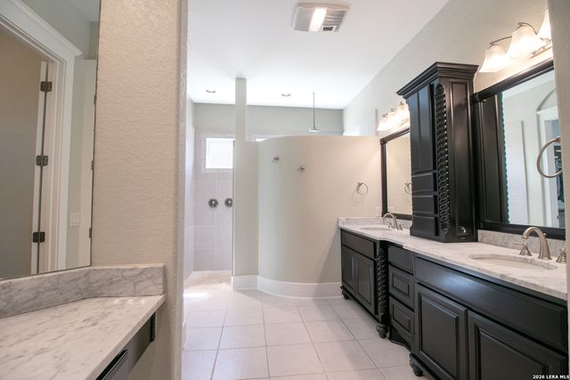 22342 Viajes, San Antonio, TX 78261