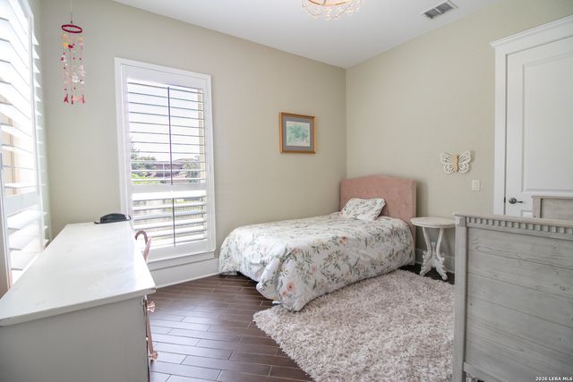 22342 Viajes, San Antonio, TX 78261