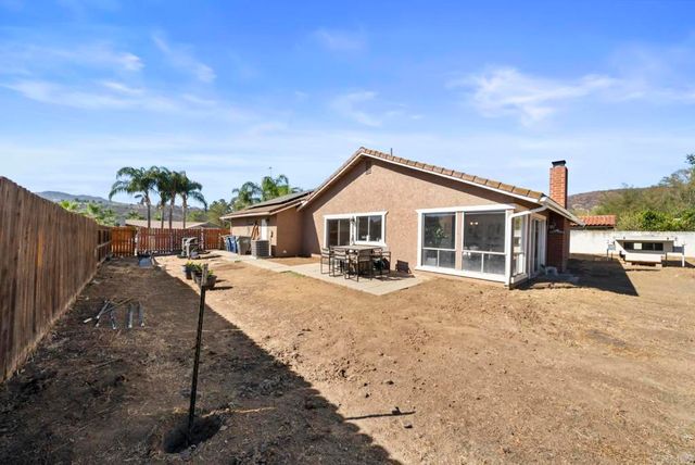 23530 Carmena Road, Ramona, CA 92065