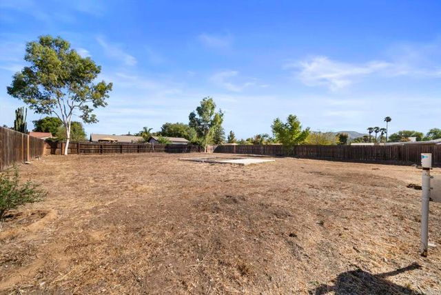 23530 Carmena Road, Ramona, CA 92065