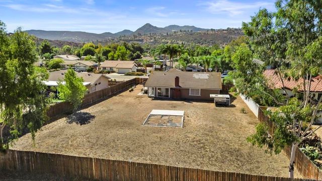 23530 Carmena Road, Ramona, CA 92065