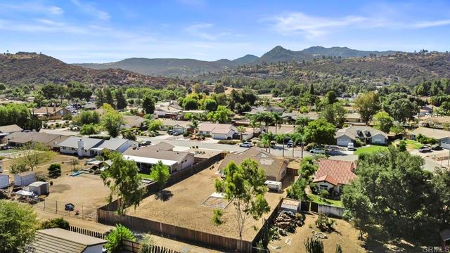 23530 Carmena Road, Ramona, CA 92065
