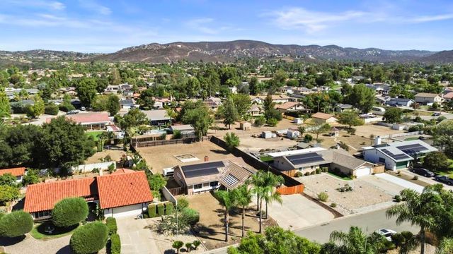 23530 Carmena Road, Ramona, CA 92065