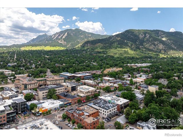 820 Pearl Street, Boulder, CO 80302
