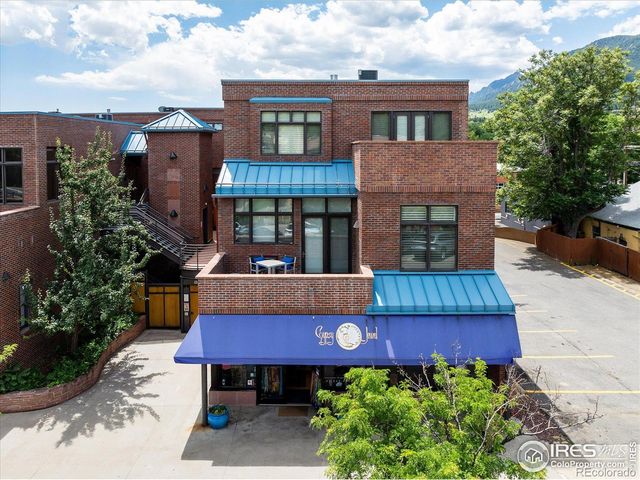 820 Pearl Street, Boulder, CO 80302