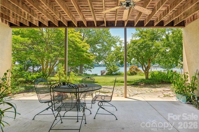 326 Ponderosa Circle, Mooresville, NC 28117