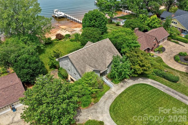 326 Ponderosa Circle, Mooresville, NC 28117