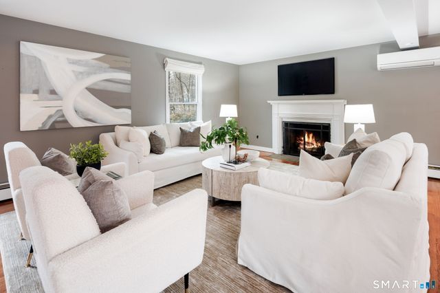 39 Tannery Lane South, Weston, CT 06883