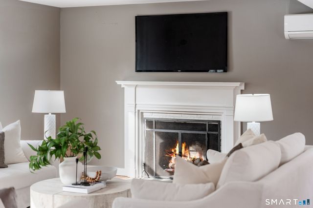 39 Tannery Lane South, Weston, CT 06883