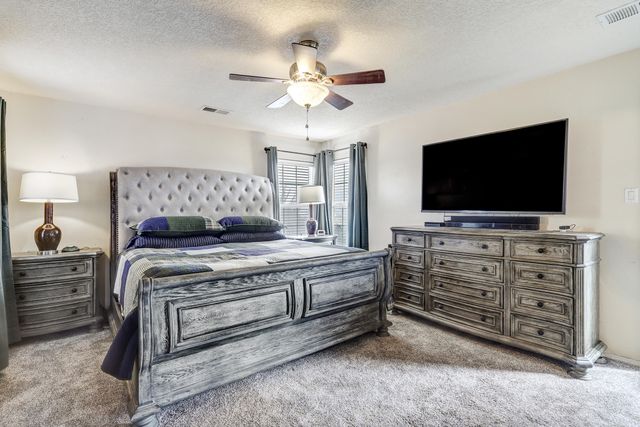 3746 Buckskin Loop NE, Rio Rancho, NM 87144