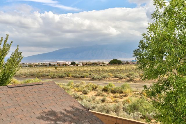 3746 Buckskin Loop NE, Rio Rancho, NM 87144