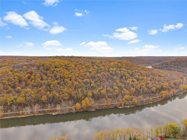 590 Astral, Cranberry Twp, PA 16323