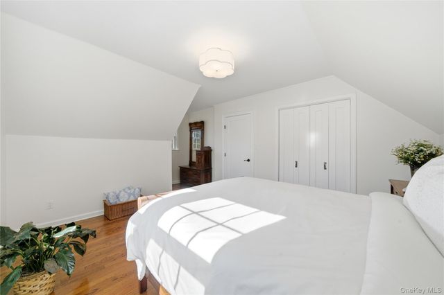 46 S Ireland Place, Amityville, NY 11701