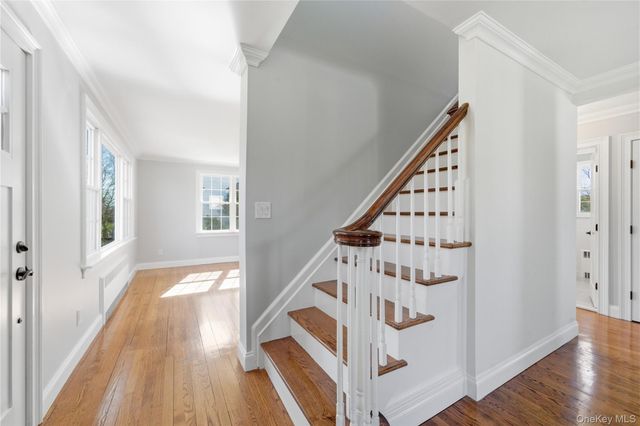 46 S Ireland Place, Amityville, NY 11701