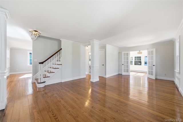 46 S Ireland Place, Amityville, NY 11701