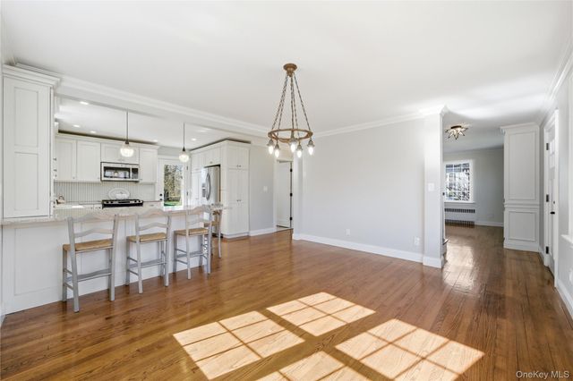 46 S Ireland Place, Amityville, NY 11701