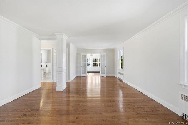 46 S Ireland Place, Amityville, NY 11701