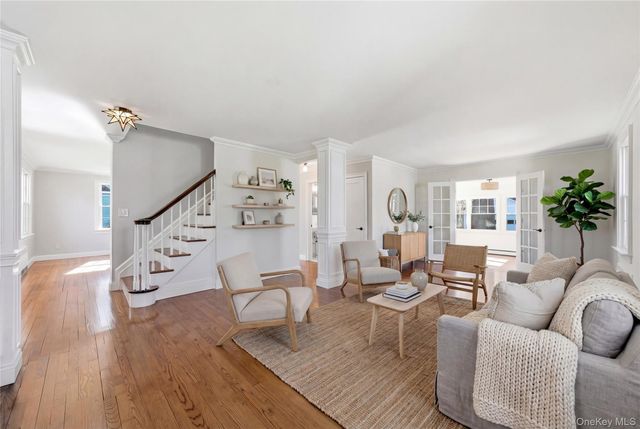 46 S Ireland Place, Amityville, NY 11701