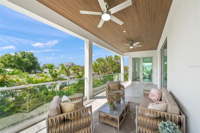2532 FRUIT TREE DRIVE, Sarasota, FL 34239