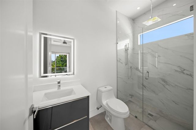 2532 FRUIT TREE DRIVE, Sarasota, FL 34239