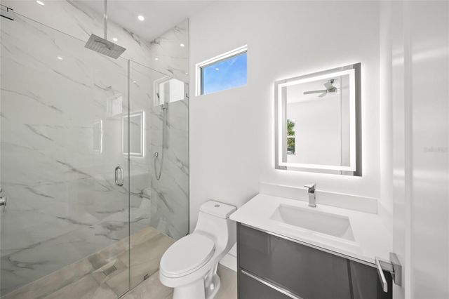 2532 FRUIT TREE DRIVE, Sarasota, FL 34239