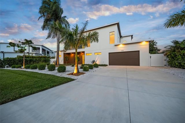 2532 FRUIT TREE DRIVE, Sarasota, FL 34239
