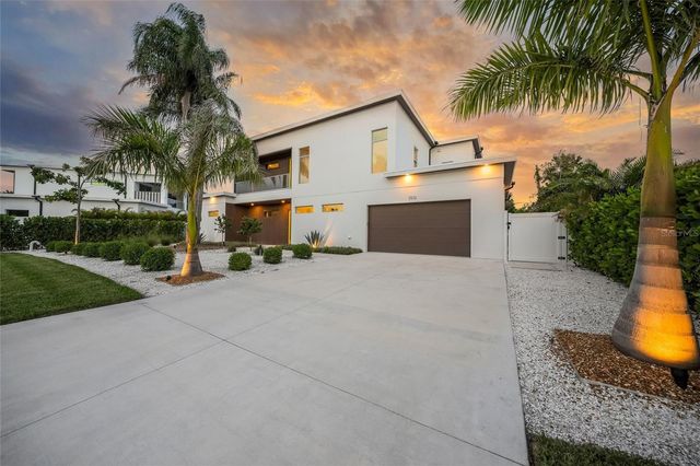 2532 FRUIT TREE DRIVE, Sarasota, FL 34239