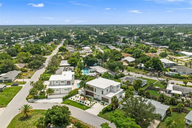 2532 FRUIT TREE DRIVE, Sarasota, FL 34239