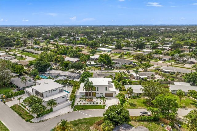 2532 FRUIT TREE DRIVE, Sarasota, FL 34239
