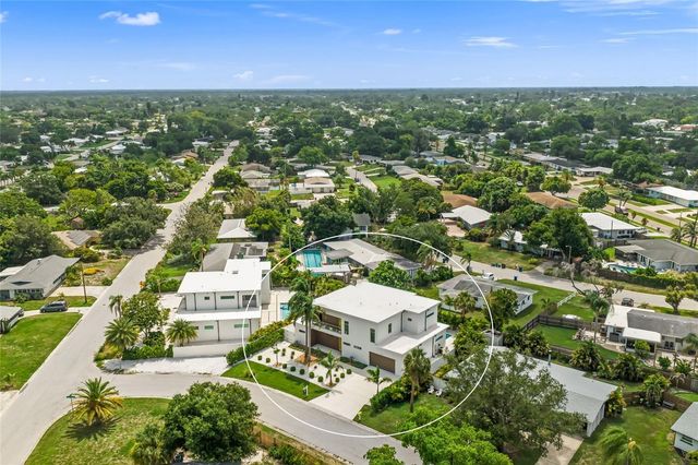 2532 FRUIT TREE DRIVE, Sarasota, FL 34239