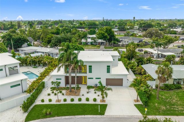 2532 FRUIT TREE DRIVE, Sarasota, FL 34239
