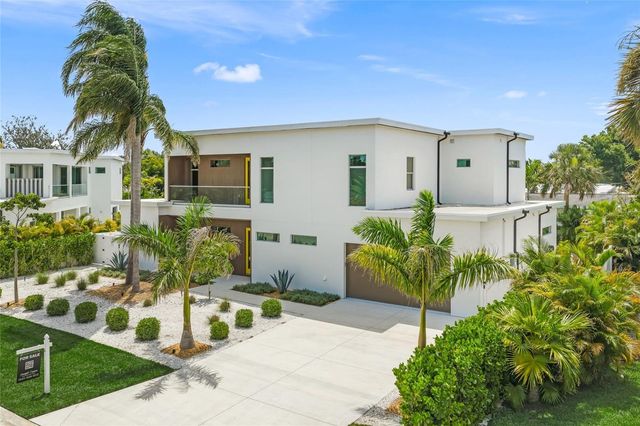 2532 FRUIT TREE DRIVE, Sarasota, FL 34239