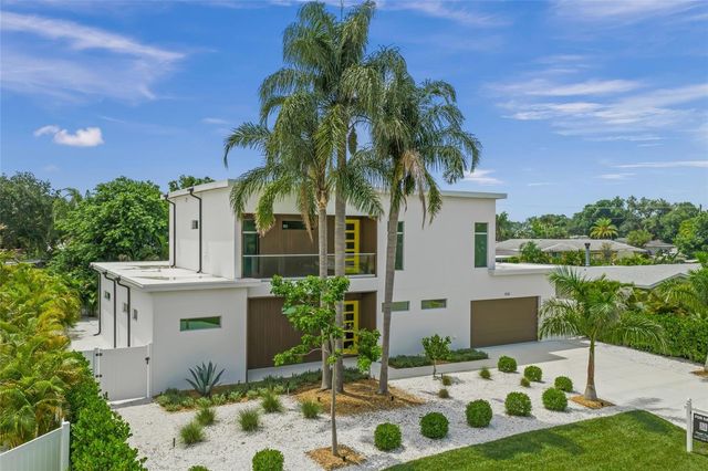 2532 FRUIT TREE DRIVE, Sarasota, FL 34239