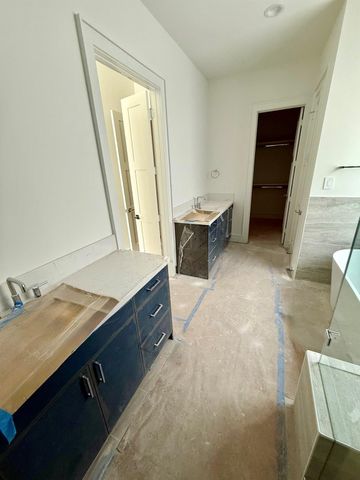 1312 Castle Court A, Houston, TX 77006