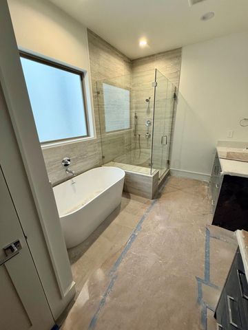 1312 Castle Court A, Houston, TX 77006