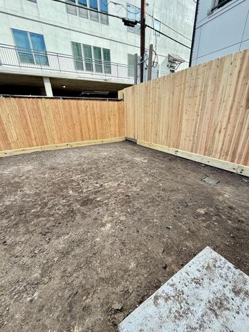 1312 Castle Court A, Houston, TX 77006