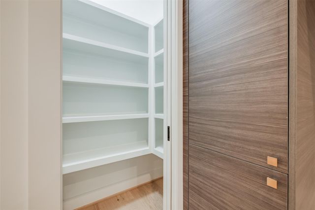 1312 Castle Court A, Houston, TX 77006