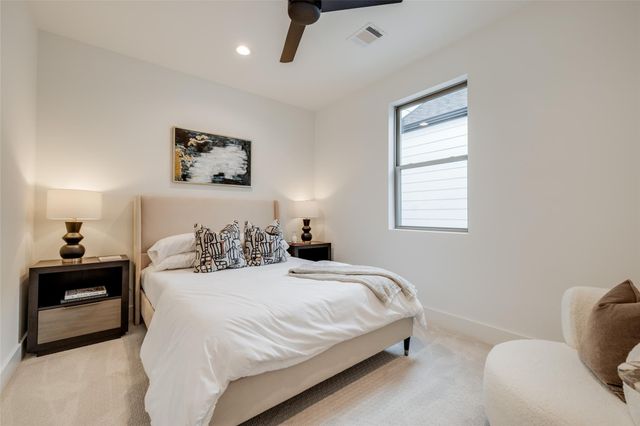 1312 Castle Court A, Houston, TX 77006