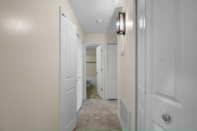 16 ESCONDIDO CIRCLE 223, Altamonte Springs, FL 32701