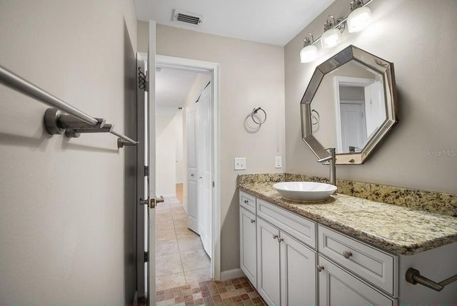 16 ESCONDIDO CIRCLE 223, Altamonte Springs, FL 32701