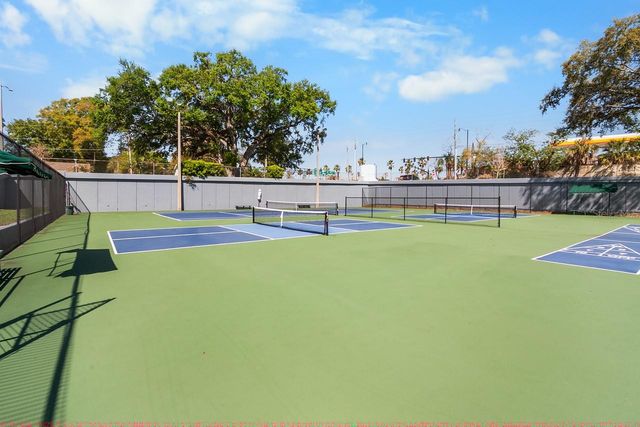 16 ESCONDIDO CIRCLE 223, Altamonte Springs, FL 32701