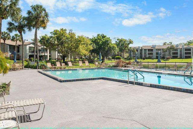 16 ESCONDIDO CIRCLE 223, Altamonte Springs, FL 32701