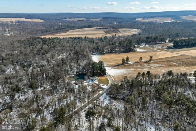 299 NAWAKWA RD, Biglerville, PA 17307