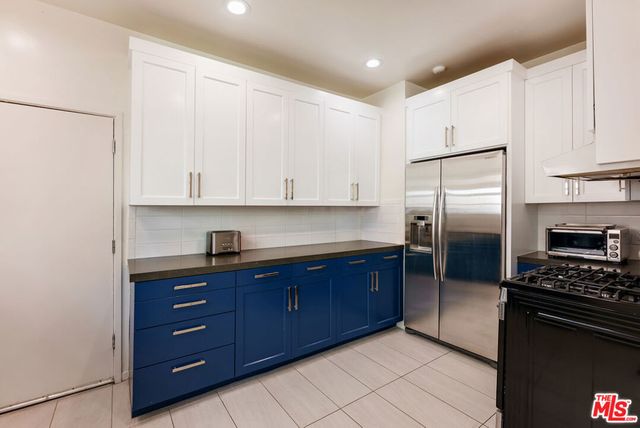 1014 N Doheny Drive, West Hollywood, CA 90069