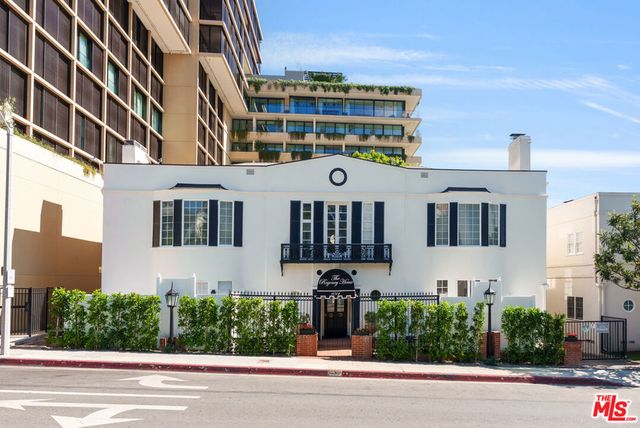 1014 N Doheny Drive, West Hollywood, CA 90069