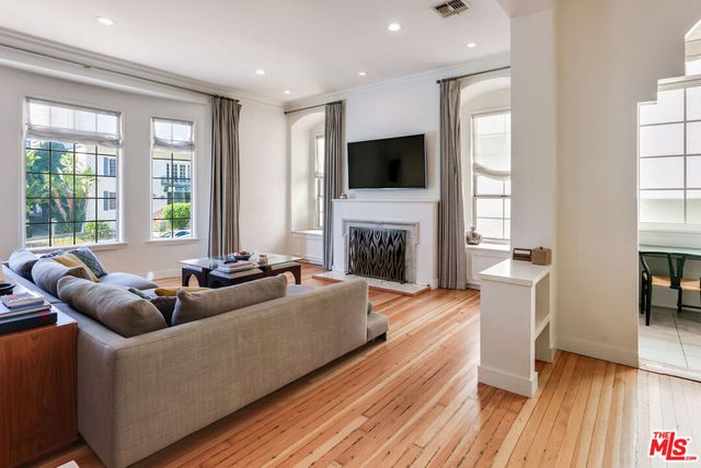 1014 N Doheny Drive, West Hollywood, CA 90069